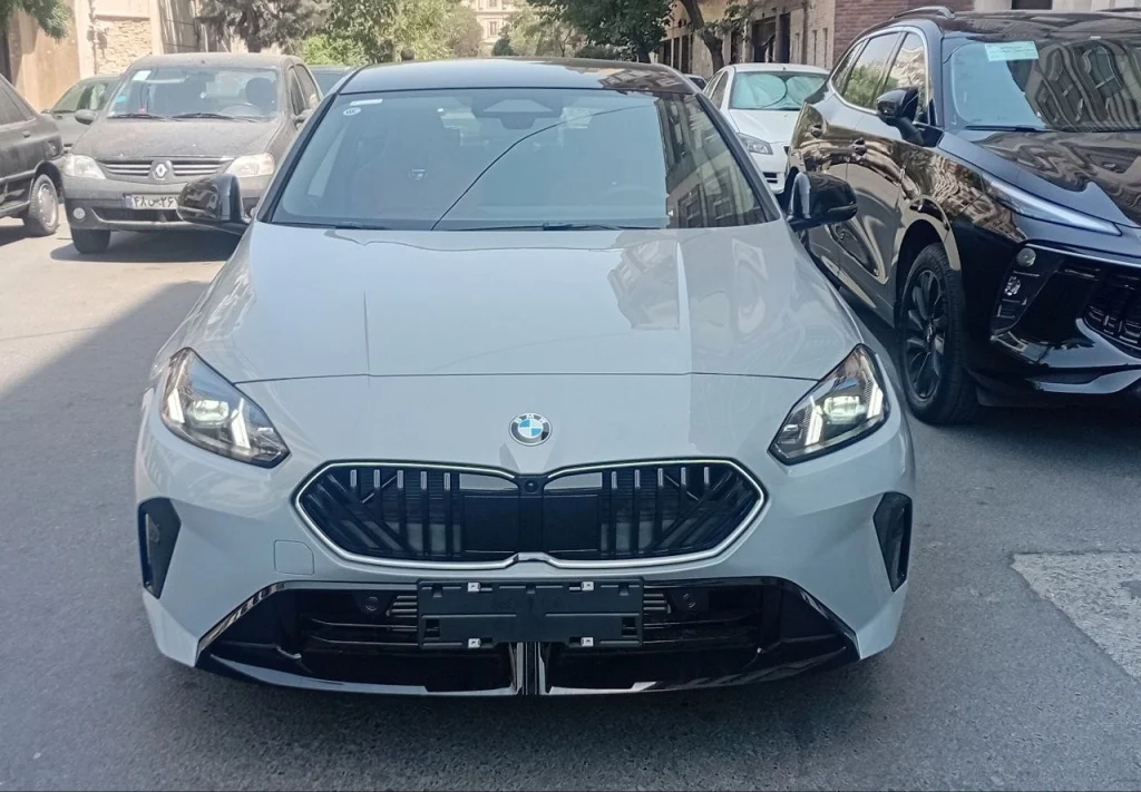 BMW  225L -2025